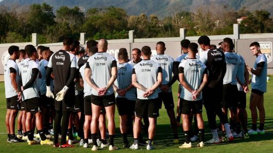 Vasco está na busca de reforços para a sequência da temporada