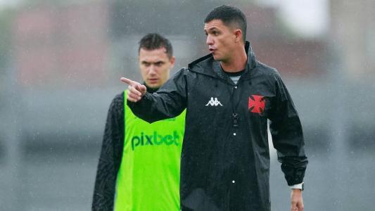 Vasco estreia neste sábado (15) no Brasileiro
