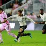 Novo time de Messi foi goleado pelo Vasco neste ano; relembre