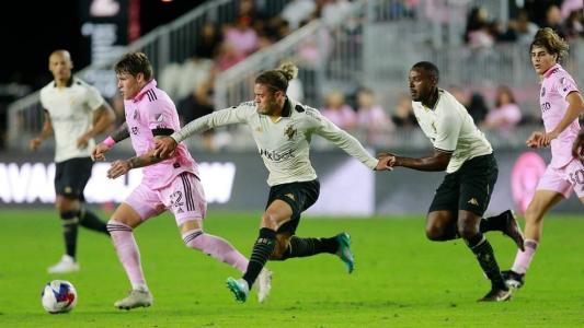 Vasco goleou o Inter Miami, novo time de Lionel Messi