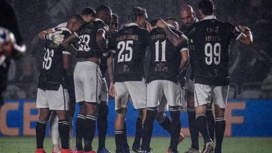Vasco venceu mais uma em São Januário e se prepara para o Maracanã