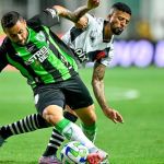 Rebaixado, América encara Vasco embalado em São Januário
