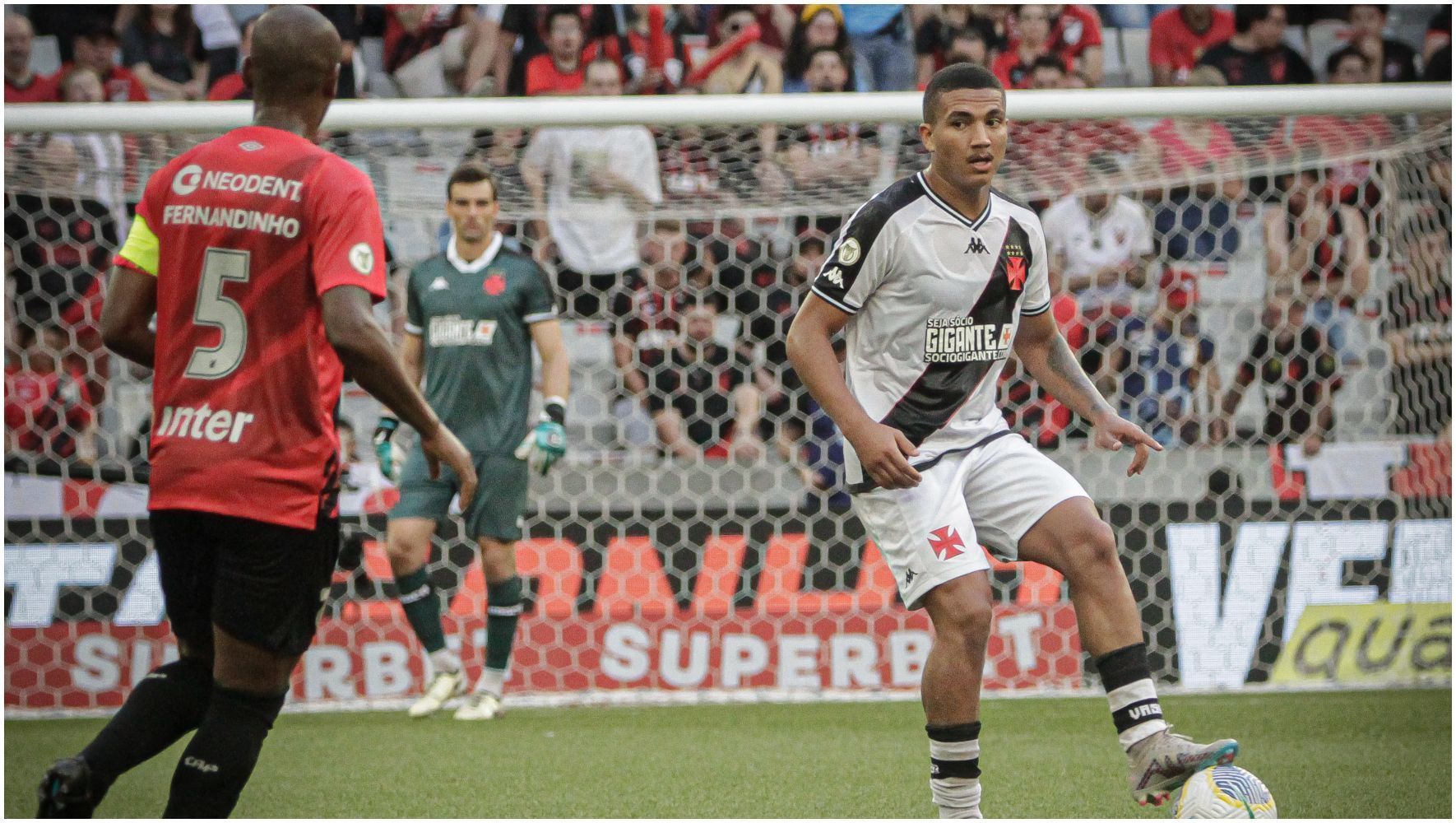 Vasco x Athletico-PR: horário e onde assistir ao vivo pela Série A