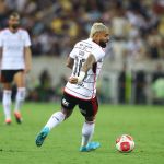 Lenda do futebol sai em defesa de Gabigol após pênalti perdido: 'Não se escondeu'