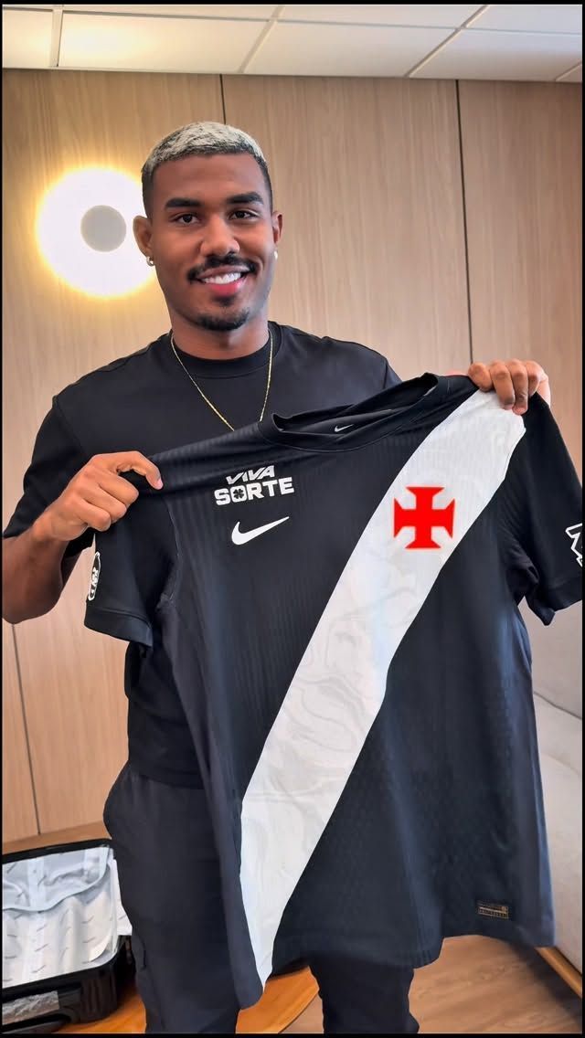 Vasco anuncia acerto com o lateral-esquerdo Cuiabano, ex-Botafogo