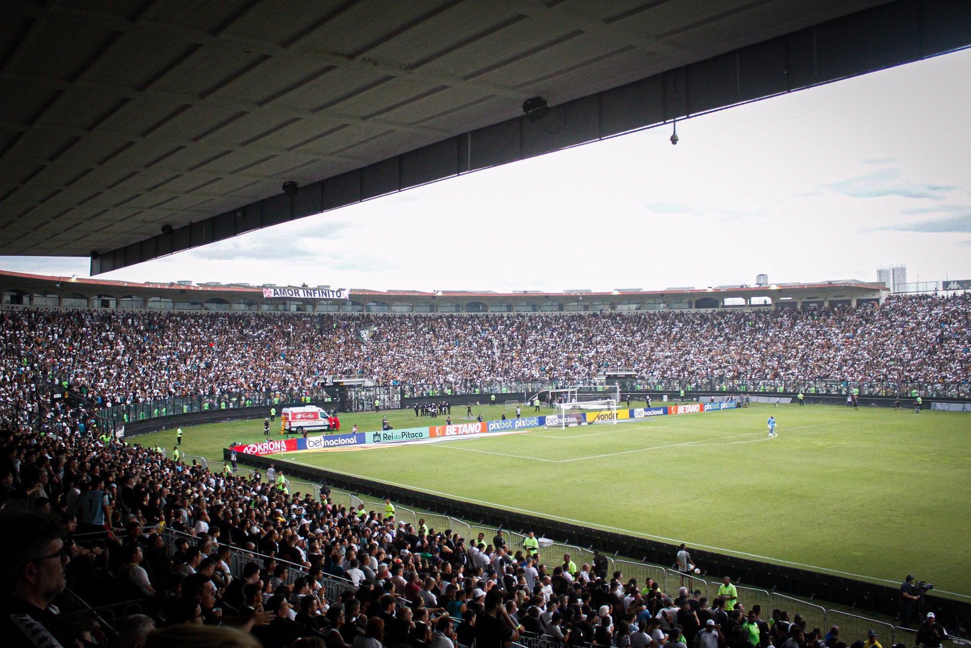 Torcida do Vasco esgota ingresso para a estreia no Campeonato Brasileiro