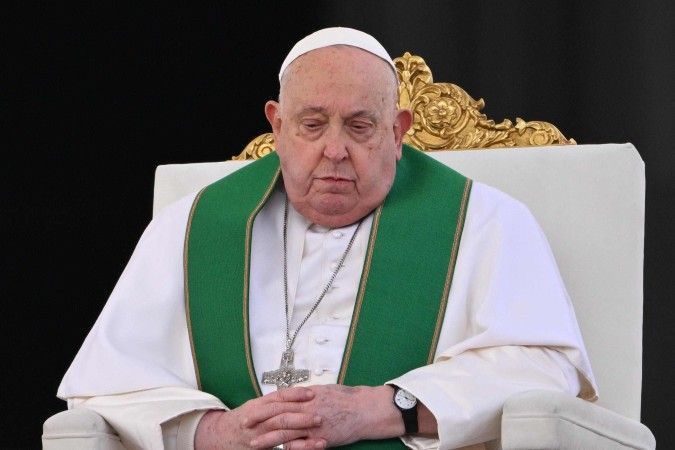 Vaticano atualiza estado de saúde de Papa Francisco após diagnóstico de infecção