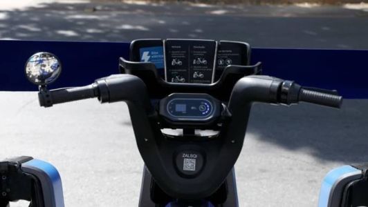 As bicicletas estarão em uma das estações de compartilhamento, espalhadas pelo central da capital