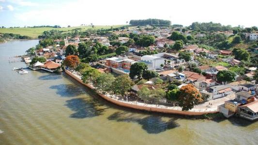 Segundo a Usina Hidrelétrica de Furnas, o volume útil da represa é de 89,13%