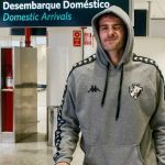 Média de gols e raça: Vegetti ganha pontos com a torcida do Vasco em pouco tempo