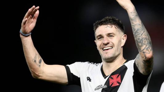 Vegetti vai ser titular do ataque do Vasco, na vaga de Sebastián
