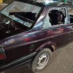 Motorista é parado em blitz, tem carro apreendido e se revolta quebrando o próprio veículo; entenda