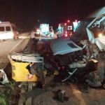 Acidente com van de banda deixa 13 feridos na BR-262, na Zona da Mata