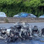 Vídeo: veja como ficou o carro de luxo que pegou fogo em frente ao BH Shopping, no bairro Belvedere