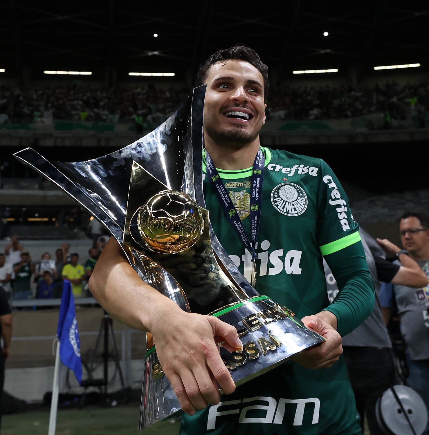 Veiga, do Palmeiras, revela sentimento com rebaixamento do Santos