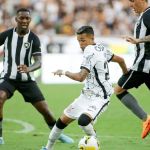 Botafogo x Corinthians: as escalações do jogo pelo Brasileirão