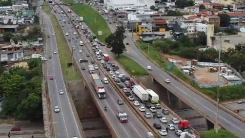 Veja como está o trânsito no local;