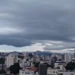 BH e outras 467 cidades de MG estão sob alerta de chuva de 100 mm, granizo e ventos de 100 km/h; veja lista