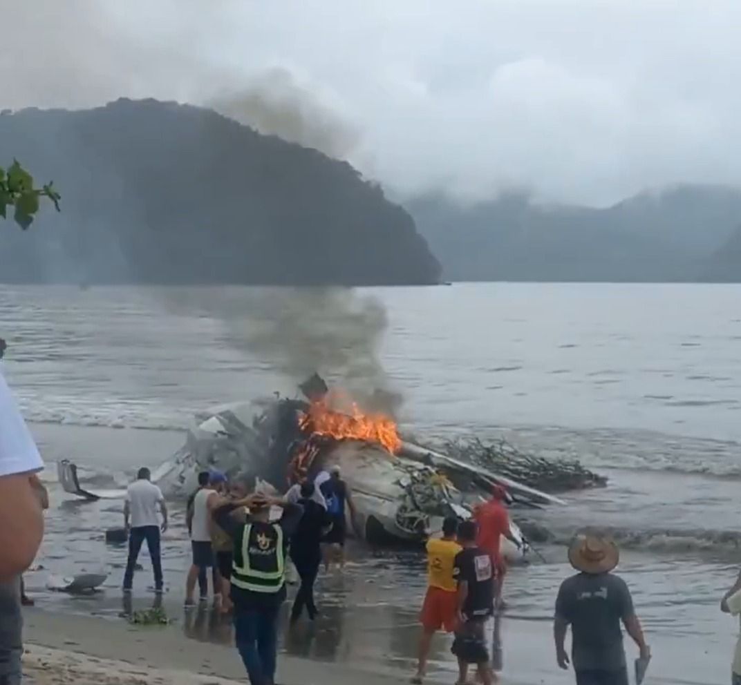 Avião que caiu em praia de Ubatuba-SP não podia fazer táxi aéreo