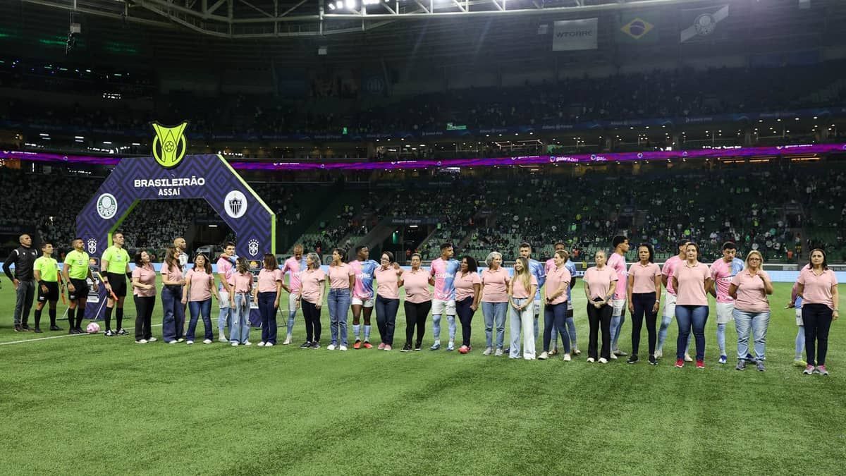 Em derrota para o Atlético, Palmeiras tem pior público da temporada