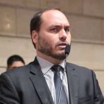 STF nega recurso e Carlos Bolsonaro deve ser julgado por difamação contra PSOL