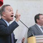 Câmara vota cassação de vereador por fala racista em SP 