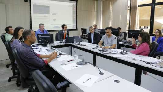 Vereadores da CPI da Lagoa da Pampulha ouviram representante da PBH sobre contratos de limpeza