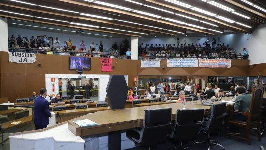 Vereadores de BH se reuniram nesta quarta-feira (16) para votar projetos