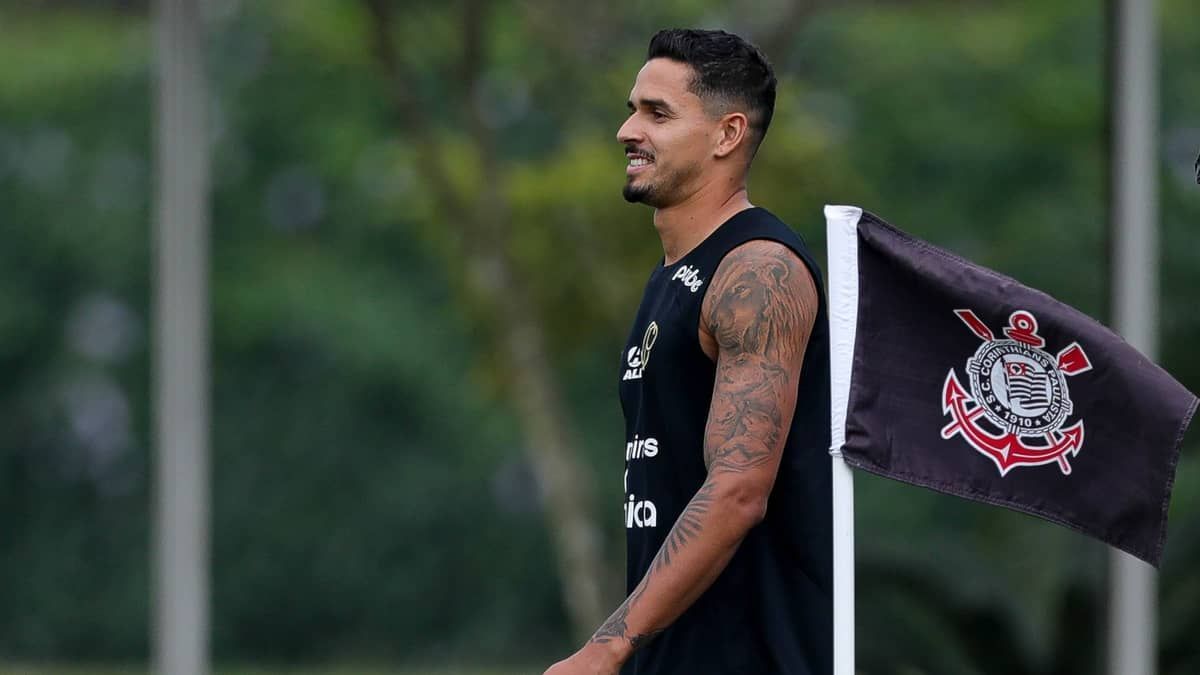 Murillo projeta dupla com Veríssimo no Corinthians
