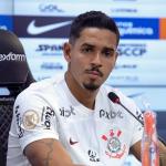 Corinthians exibe cópias de e-mails e rebate Lucas Veríssimo