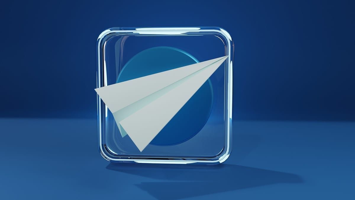 Indiciado, fundador do Telegram deixa a França com destino a Dubai