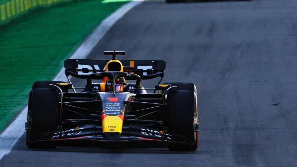 Fórmula 1: Verstappen domina e vence corrida sprint em São Paulo