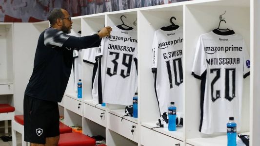 Vestiário do Defensores Del Chaco preparado para receber o Botafogo
