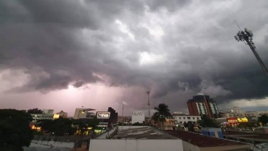 Todos os 853 municípios de Minas Gerais estão sob alerta amarelo de tempestade neste feriado de Finados (2)