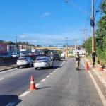 Populares que passavam pela Via Expressa encontram corpo de homem assassinado em Contagem (MG)