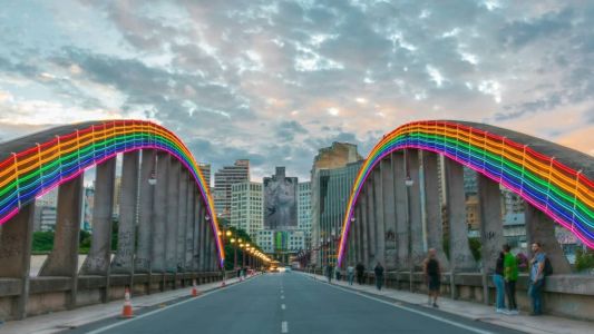 Viaduto Santa Tereza é iluminado durante a primeira edição da Festa da Luz, em outubro de 2021