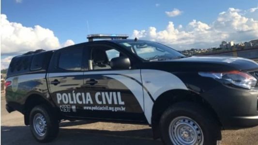 Viatura da Polícia Civil