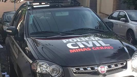 Viatura da Polícia Civil
