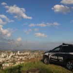 Homem é preso em Juiz de Fora por suspeita de cobrar dinheiro para influenciar decisões judiciais