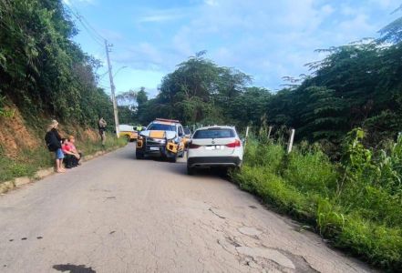 Viatura PM Rodoviária Acidente Santana do Paraíso.jpeg