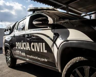 Homem foi flagrado pela própria vítima dentro da casa