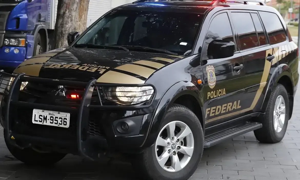Coronel da reserva do Exército é preso com mais de 30 armas ilegais