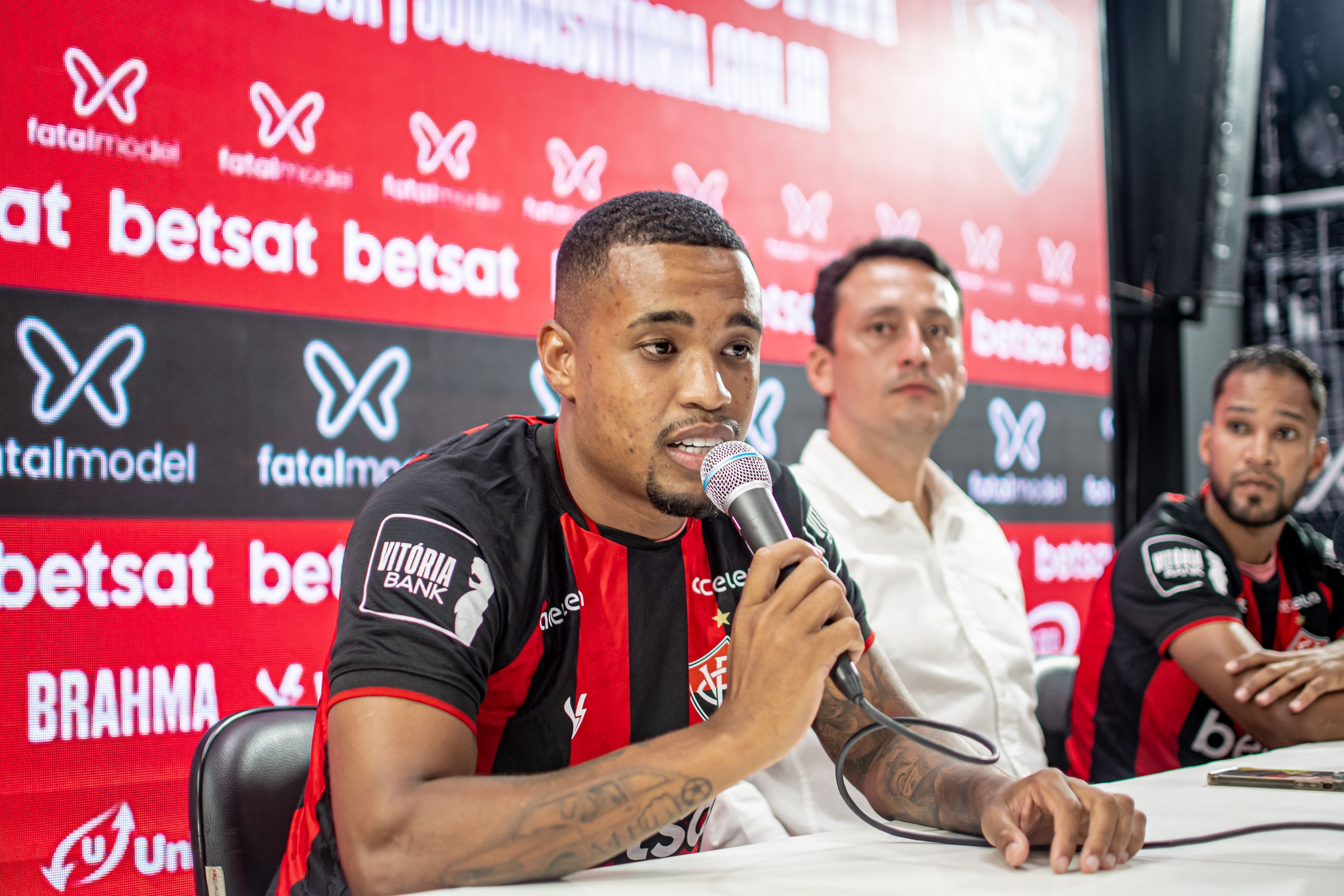 Agora no Vitória, Alerrandro avalia que não se encaixou com técnico do RB Bragantino