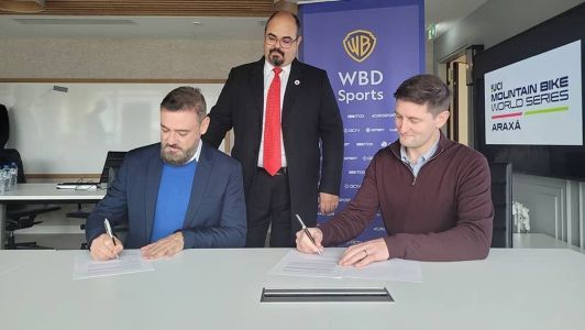 Vice-governador e secretário de Turismo assinaram acordo para Minas receber o evento de Mountain Bike em 2024