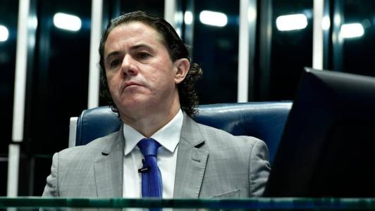 Vice-presidente do Senado Federal, Veneziano Vital do Rêgo (MDB-PB), substitui o presidente Rodrigo Pacheco (PSD-MG), que cumpre agenda internacional