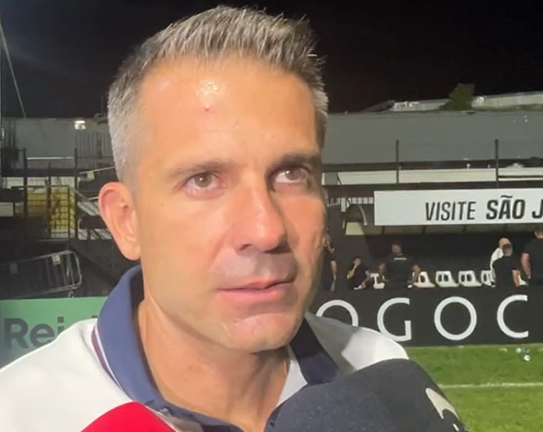 Victor se vê apto a suceder Caetano no Atlético: 'Todo mundo precisa de uma chance'