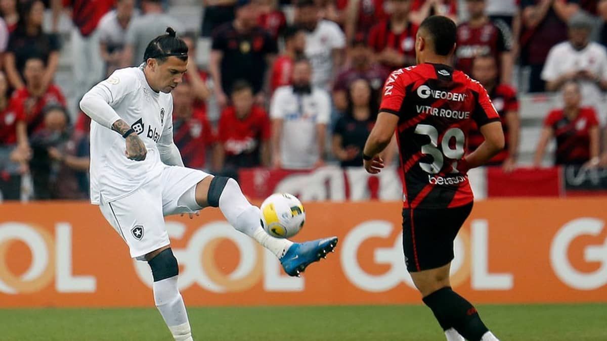 Athletico x Botafogo: prováveis escalações para jogo da Copa do Brasil