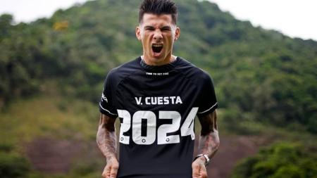 Victor Cuesta segue no Botafogo até 2024