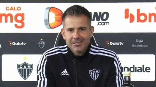Victor, ex-goleiro do Atlético e atual gerente de futebol do clube