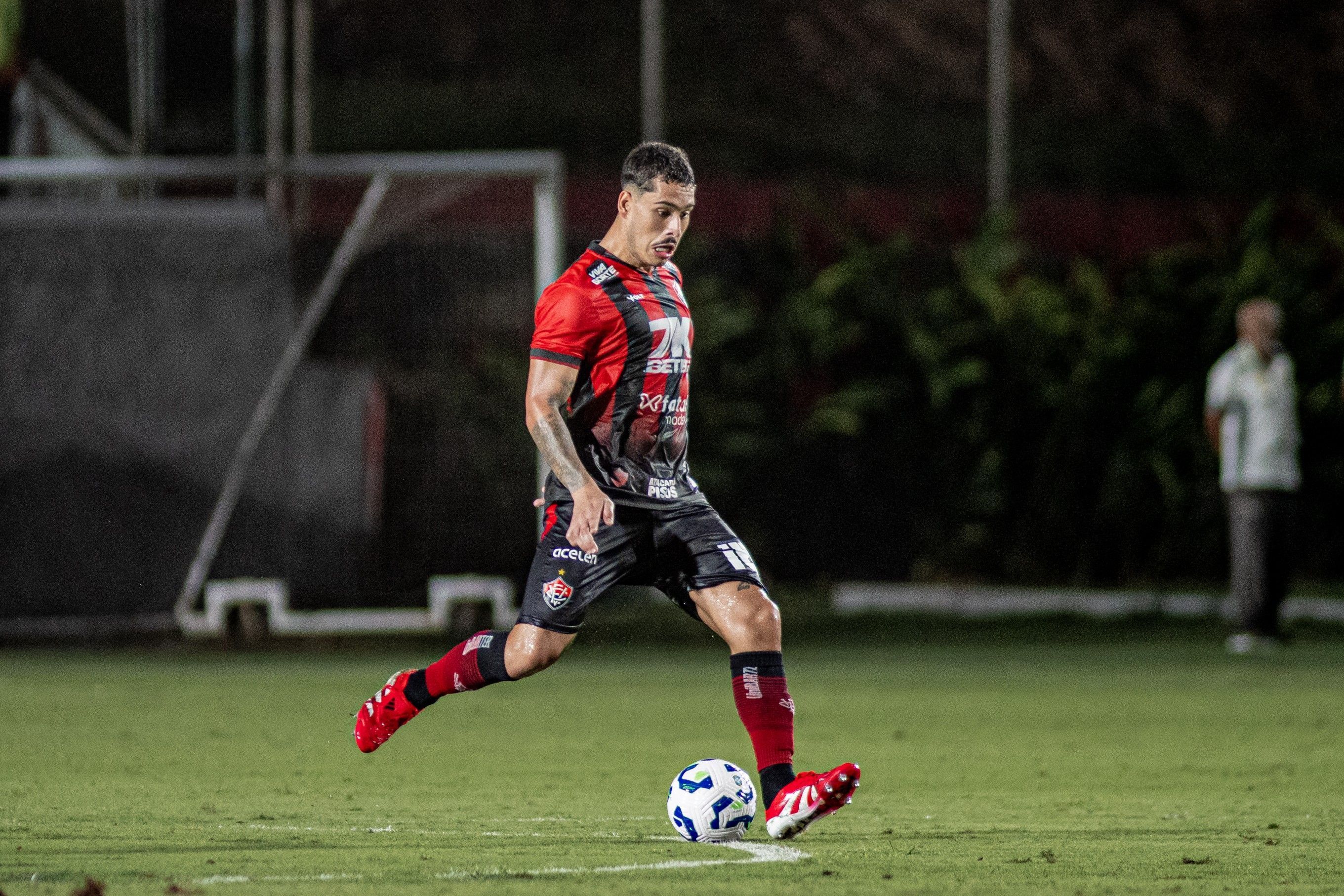 Lucas Halter aponta falhas do Vitória após eliminação na Copa do Brasil